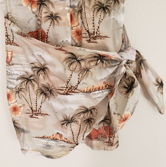 Vintage Hawaiian Mini Wrap Dress - Picture 4 of 11